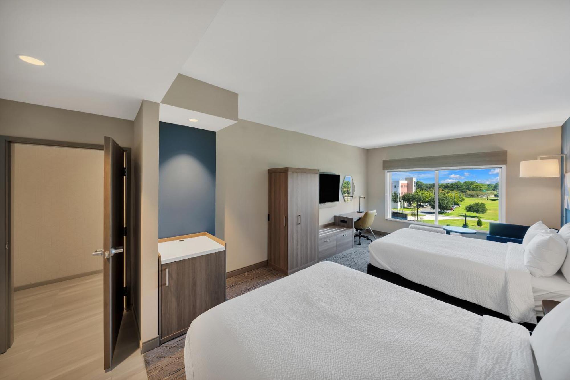 Holiday Inn Express & Suites Fort Walton Beach - Eglin Area By Ihg Exterior photo
